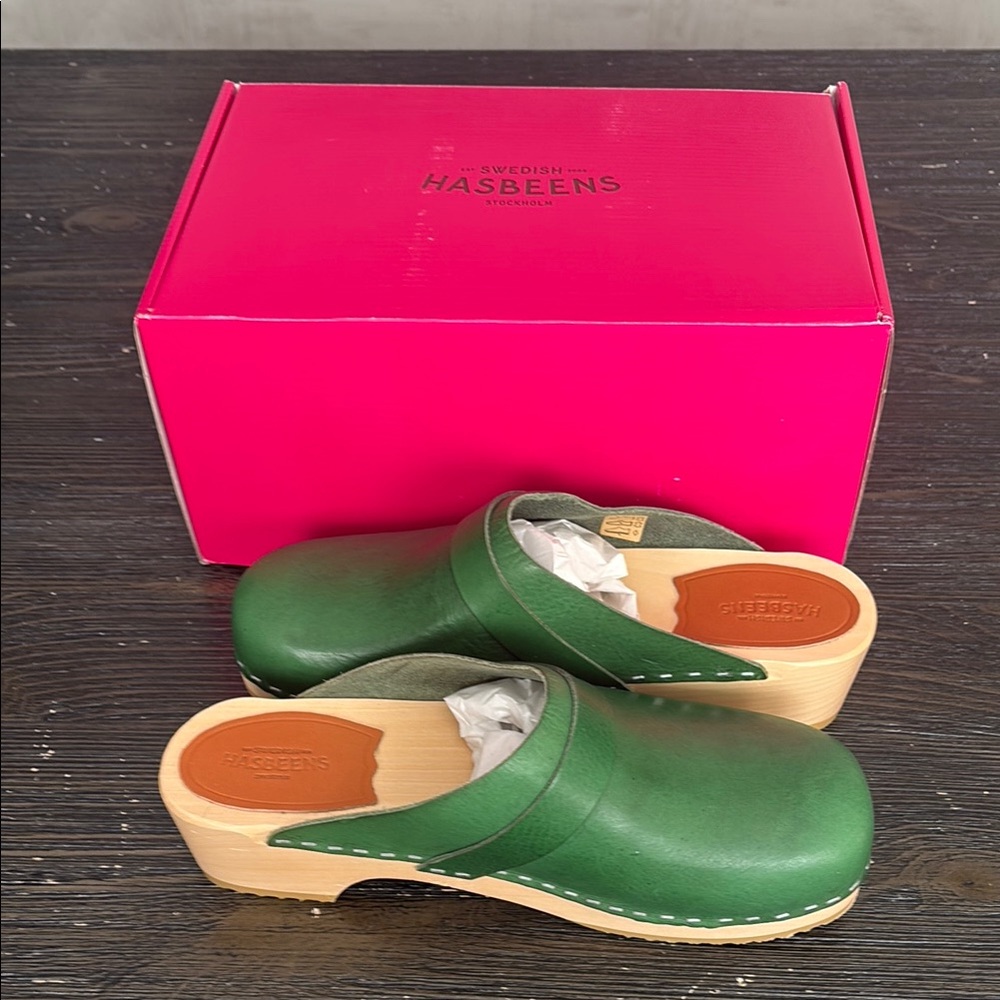 Swedish Hasbeens Green Leather Clogs